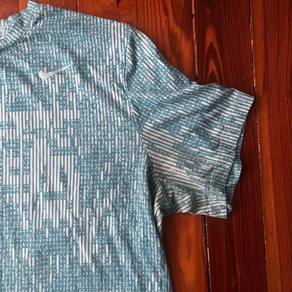 Nike The Nike‎ Tee Dri-FIT Men's XL Blue Pattern Athletic Shirt